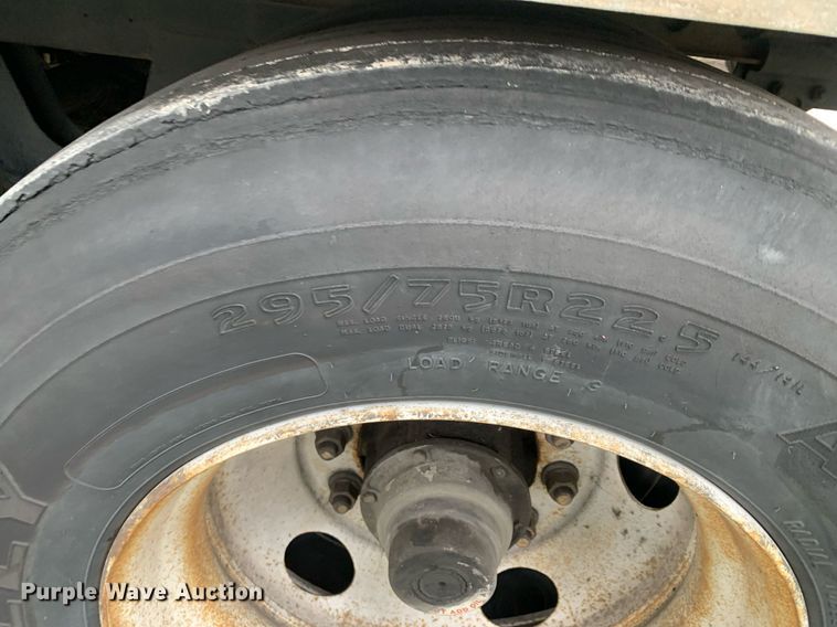 image for item DP8746 2001 Wabash DVCVHPC  dry van trailer