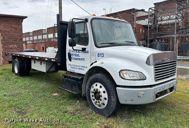 image for item DQ0938 2013 Freightliner Business Class M2  flatbed truck