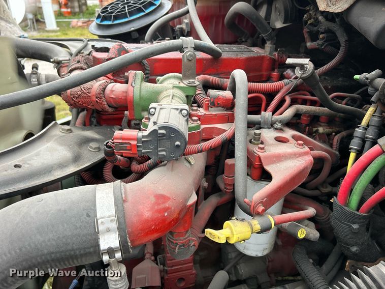 image for item DQ0938 2013 Freightliner Business Class M2  flatbed truck