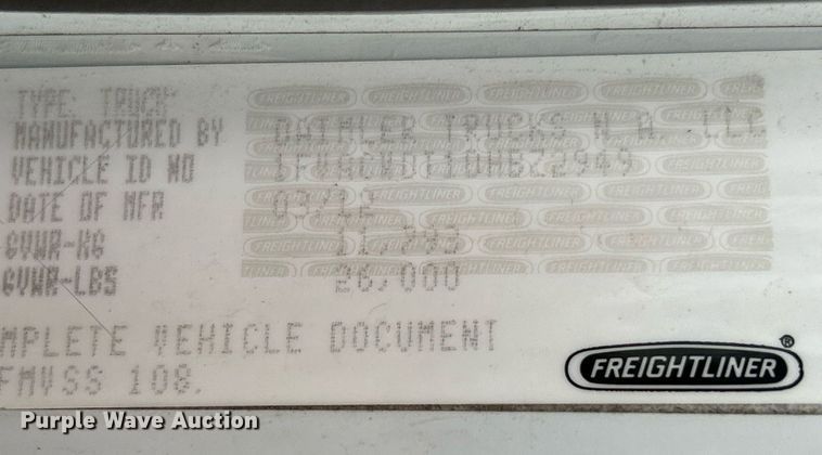 image for item DQ0938 2013 Freightliner Business Class M2  flatbed truck