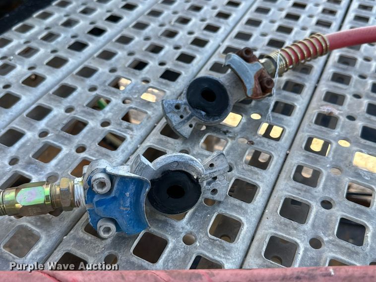 image for item DQ1478 1997 Volvo WCA  semi truck