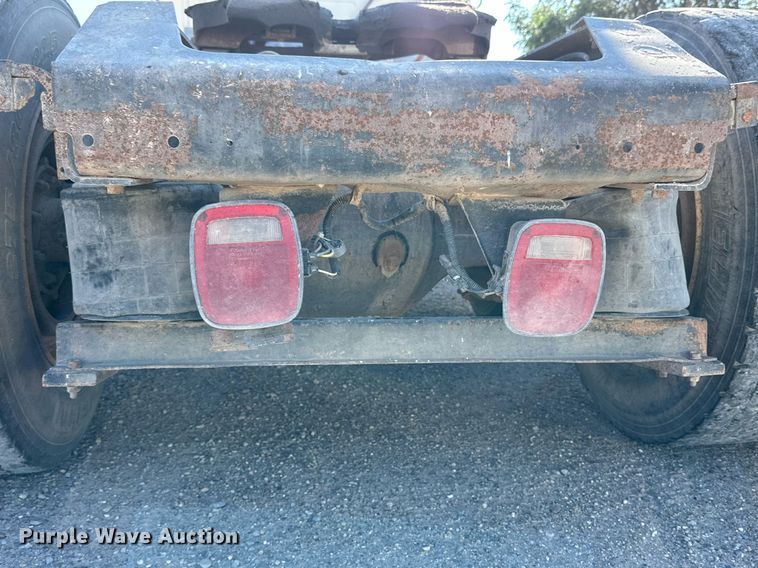 image for item DQ1478 1997 Volvo WCA  semi truck