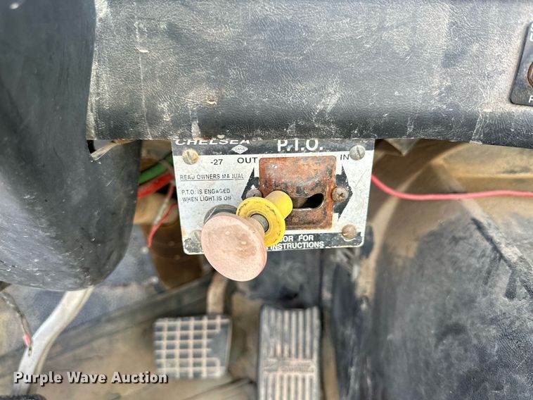 image for item DQ1478 1997 Volvo WCA  semi truck