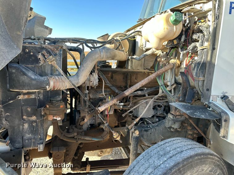 image for item DQ1478 1997 Volvo WCA  semi truck