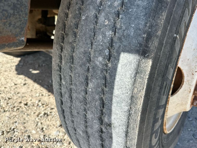 image for item DQ1478 1997 Volvo WCA  semi truck