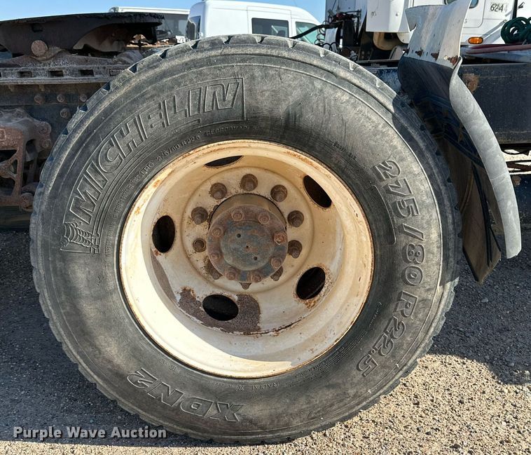 image for item DQ1478 1997 Volvo WCA  semi truck