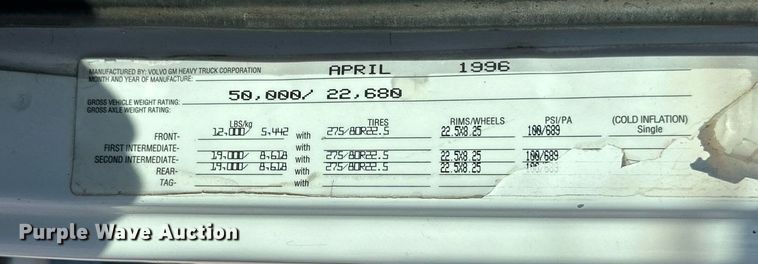 image for item DQ1478 1997 Volvo WCA  semi truck