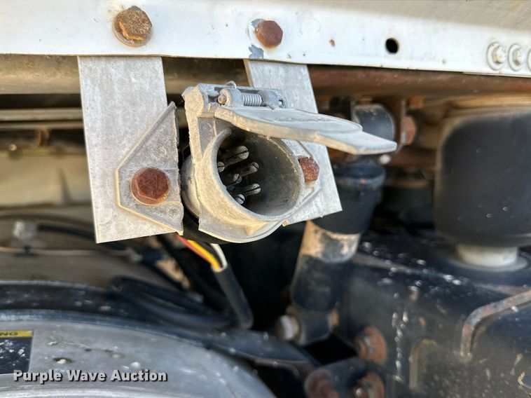 image for item DQ1479 1996 Volvo WCA  semi truck