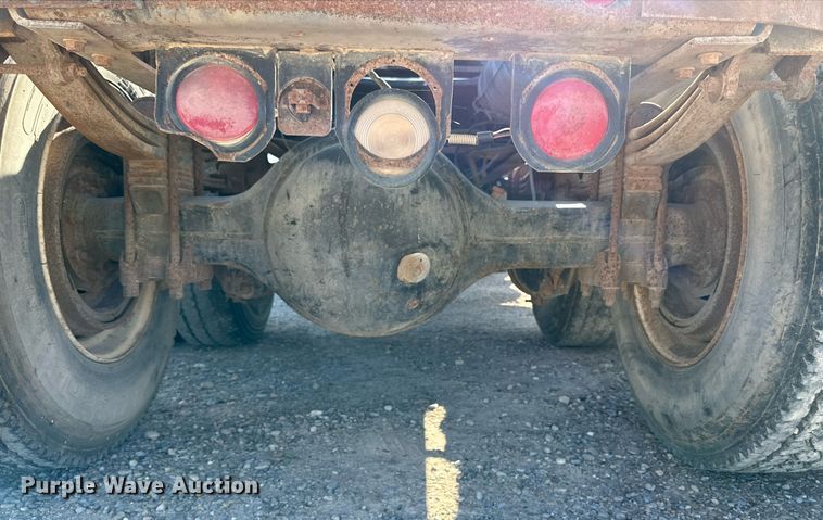 image for item DQ1479 1996 Volvo WCA  semi truck