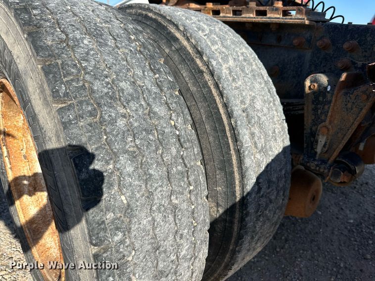 image for item DQ1479 1996 Volvo WCA  semi truck