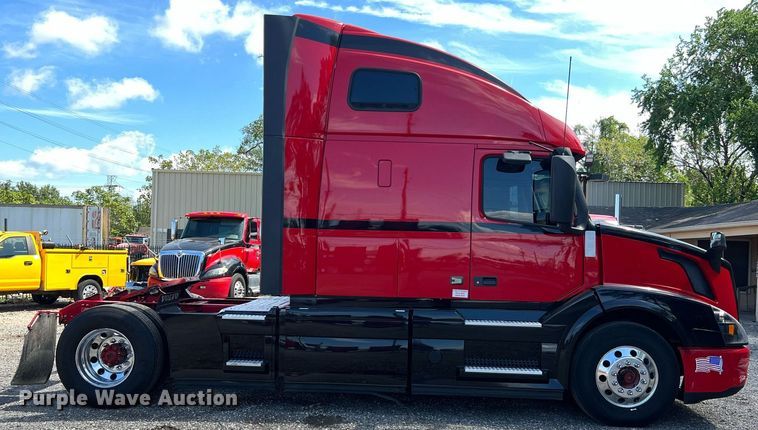 image for item DQ2223 2019 Volvo VN Series  semi truck