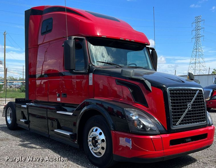 image for item DQ2224 2019 Volvo VN Series  semi truck