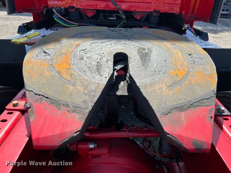 image for item DQ2224 2019 Volvo VN Series  semi truck