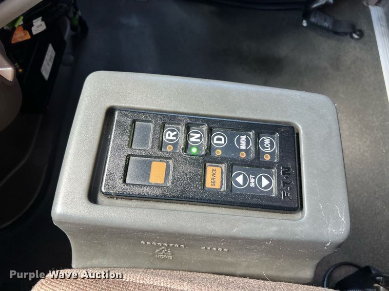 image for item DQ2224 2019 Volvo VN Series  semi truck