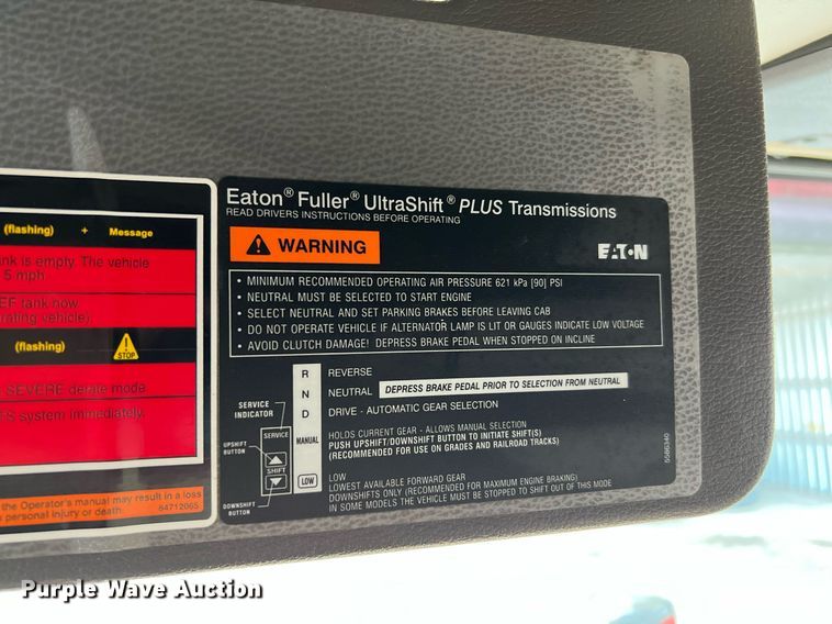 image for item DQ2224 2019 Volvo VN Series  semi truck