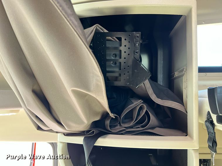 image for item DQ2224 2019 Volvo VN Series  semi truck