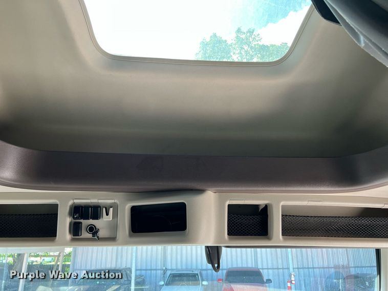 image for item DQ2224 2019 Volvo VN Series  semi truck