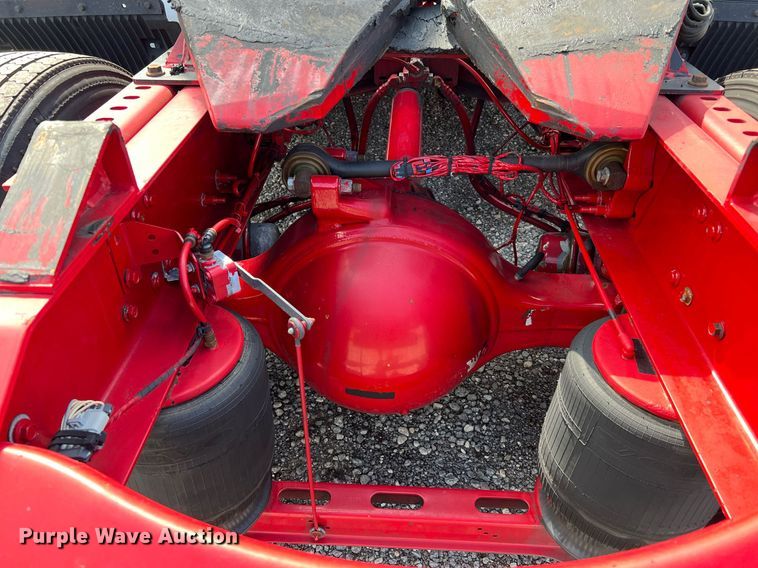 image for item DQ2225 2019 Volvo VN Series  semi truck