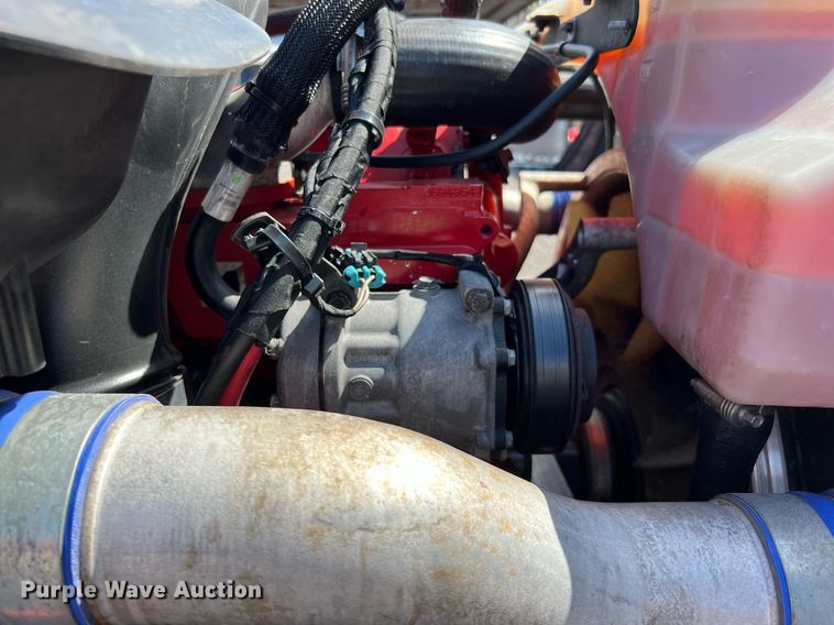 image for item DQ2225 2019 Volvo VN Series  semi truck