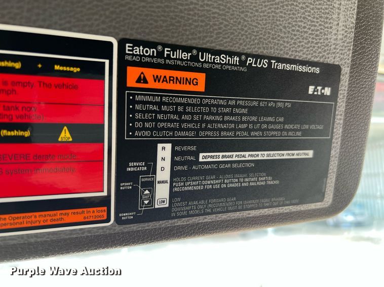 image for item DQ2226 2019 Volvo VN Series  semi truck