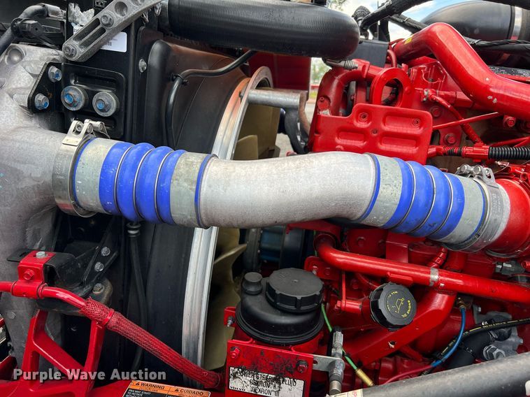 image for item DQ2226 2019 Volvo VN Series  semi truck