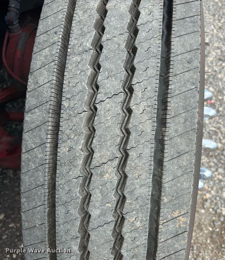 image for item DQ2226 2019 Volvo VN Series  semi truck