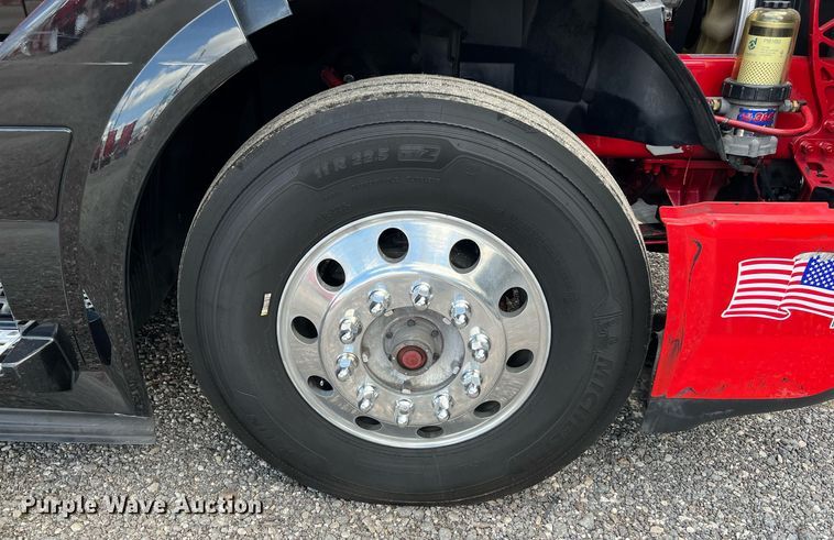 image for item DQ2226 2019 Volvo VN Series  semi truck