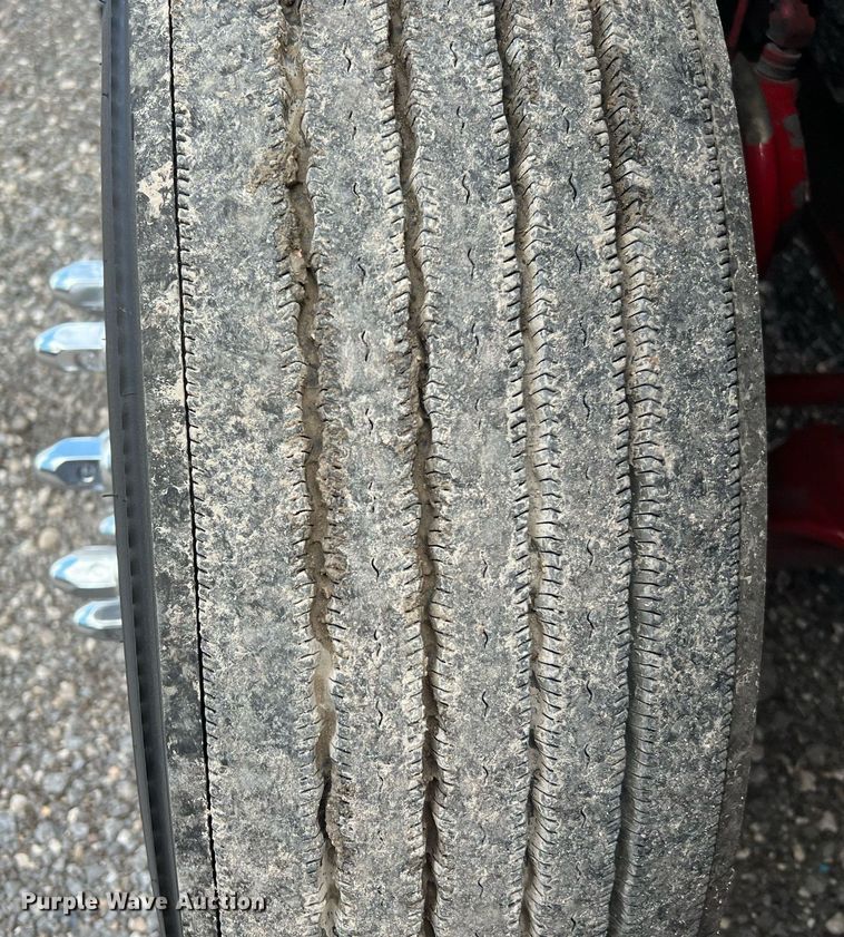 image for item DQ2226 2019 Volvo VN Series  semi truck