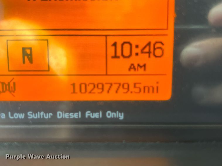 image for item DQ2227 2019 Volvo VN Series  semi truck