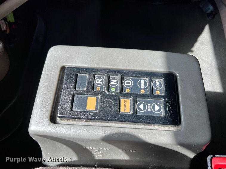 image for item DQ2227 2019 Volvo VN Series  semi truck