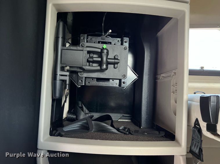 image for item DQ2227 2019 Volvo VN Series  semi truck