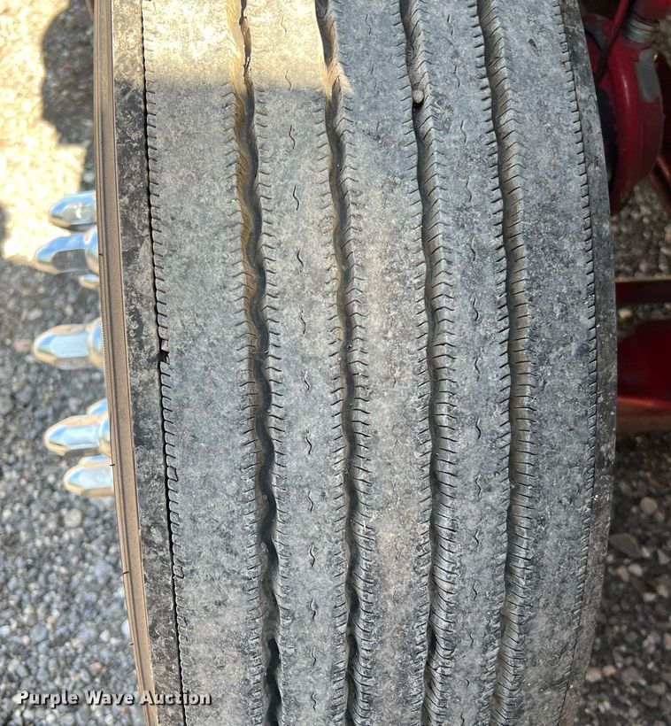 image for item DQ2227 2019 Volvo VN Series  semi truck