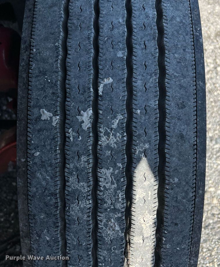 image for item DQ2228 2019 Volvo VN Series  semi truck