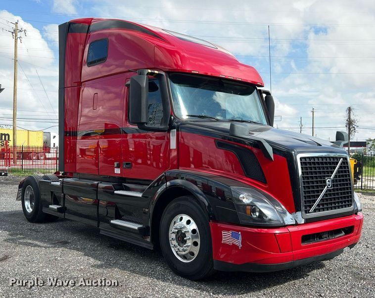 image for item DQ2229 2019 Volvo VN Series  semi truck