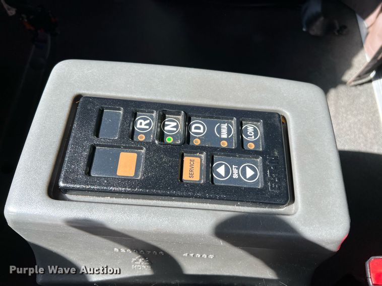 image for item DQ2229 2019 Volvo VN Series  semi truck