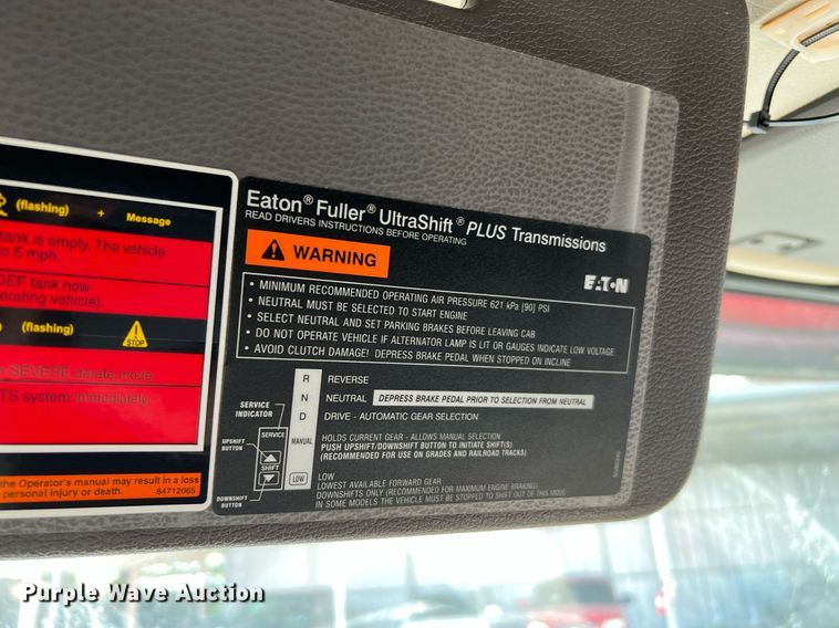 image for item DQ2229 2019 Volvo VN Series  semi truck