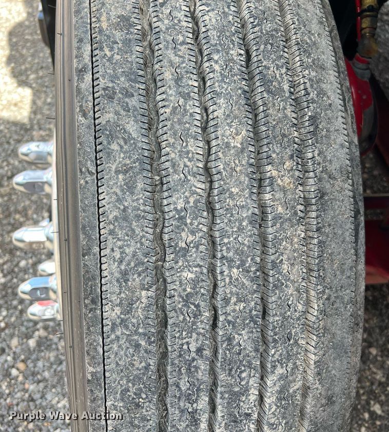 image for item DQ2229 2019 Volvo VN Series  semi truck