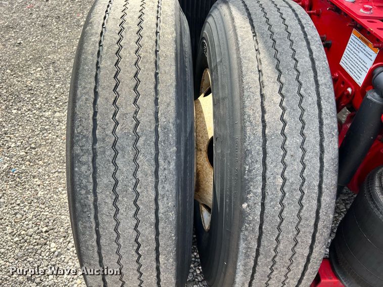 image for item DQ2229 2019 Volvo VN Series  semi truck