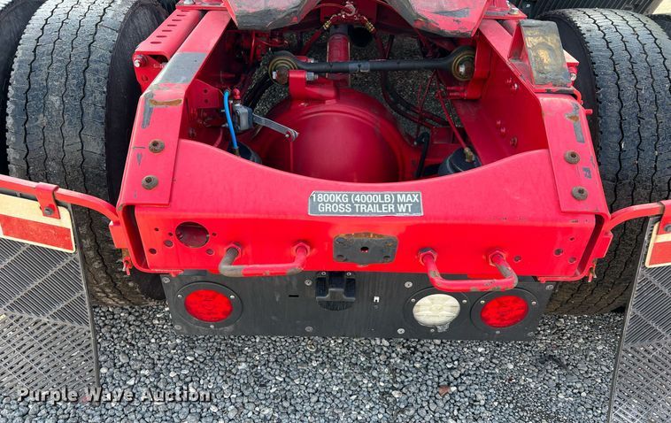 image for item DQ2230 2019 Volvo VN Series  semi truck