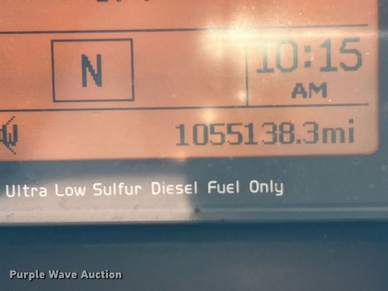 image for item DQ2230 2019 Volvo VN Series  semi truck