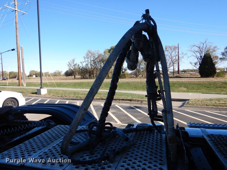 image for item DR5876 2016 Kenworth T880  semi truck