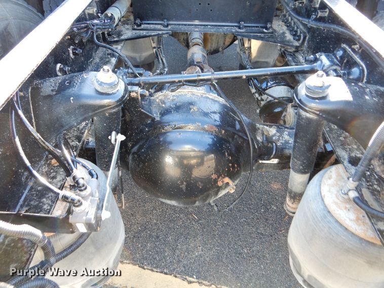 image for item DR5876 2016 Kenworth T880  semi truck