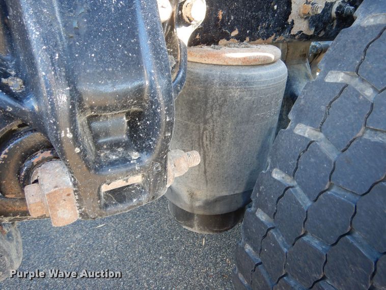 image for item DR5876 2016 Kenworth T880  semi truck