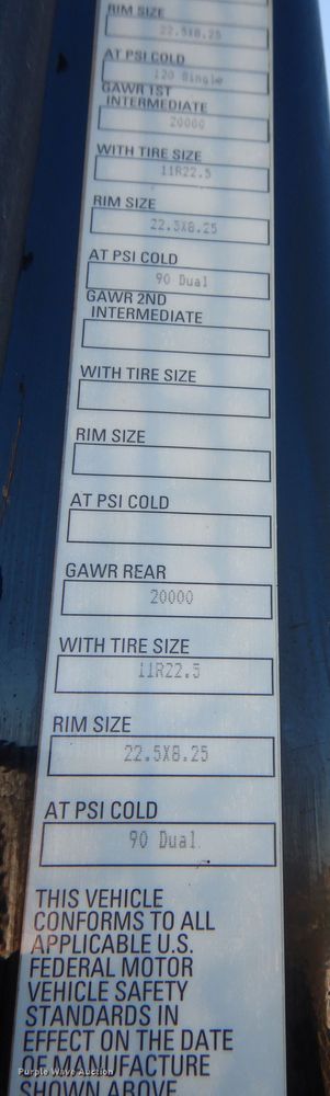 image for item DR5876 2016 Kenworth T880  semi truck