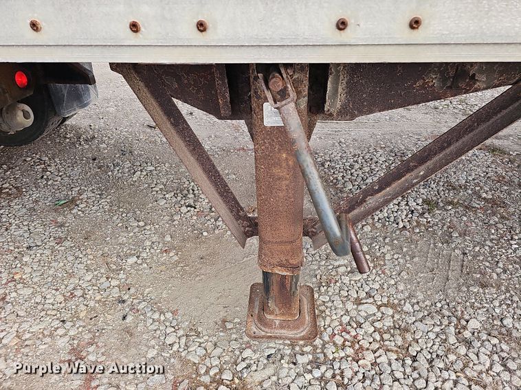 image for item DS5653 1999 Wabash National  dry van trailer