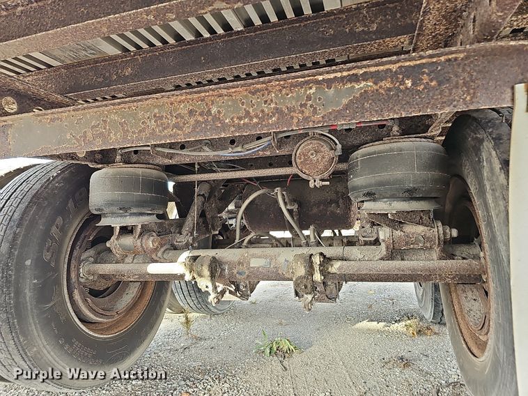 image for item DS5653 1999 Wabash National  dry van trailer