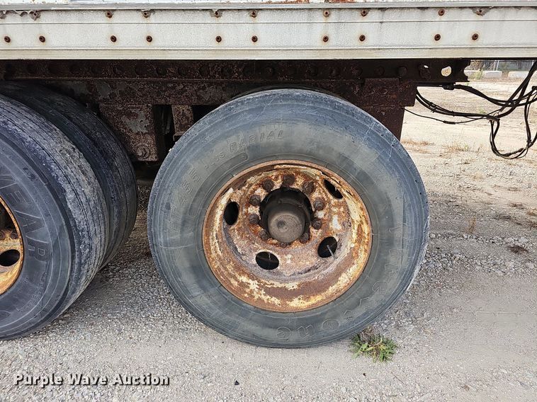 image for item DS5653 1999 Wabash National  dry van trailer