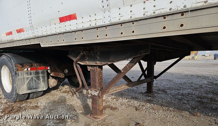 image for item DS5654 2000 Wabash National  dry van trailer