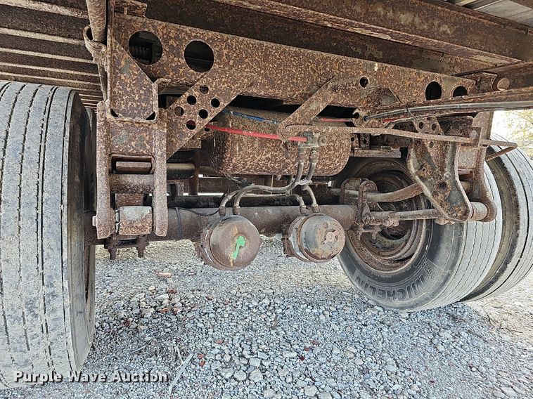 image for item DS5654 2000 Wabash National  dry van trailer
