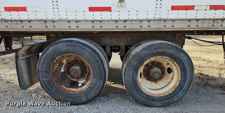 image for item DS5654 2000 Wabash National  dry van trailer